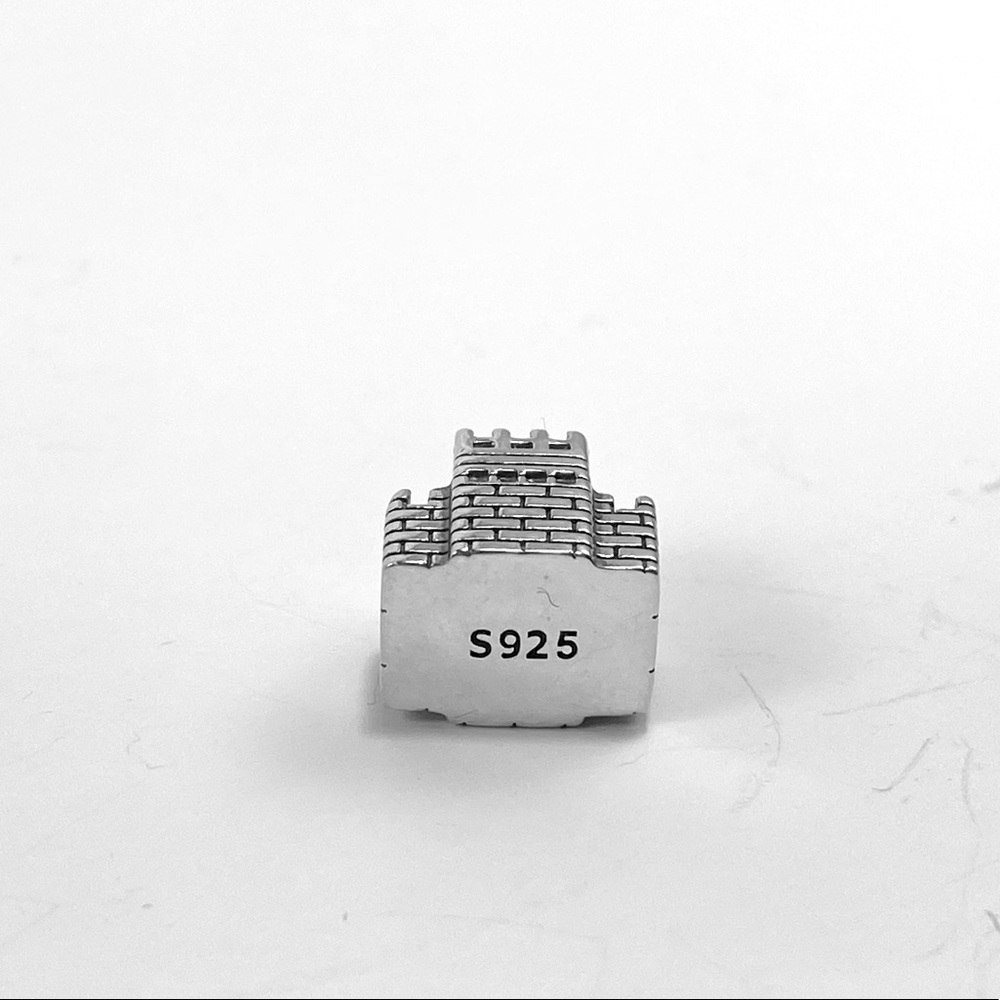 NWT Great Wall of China 3D Silver Charm - Picture 3 of 12